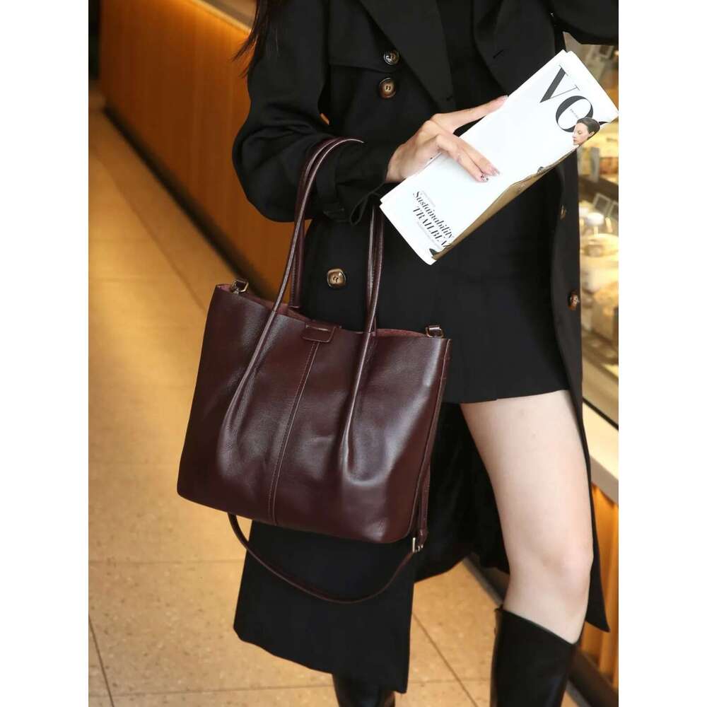 Fashion Large Capacity Tote Women 2024 Summer New Trend Solid Color Shoulder Simple Leisure Commuting Bag