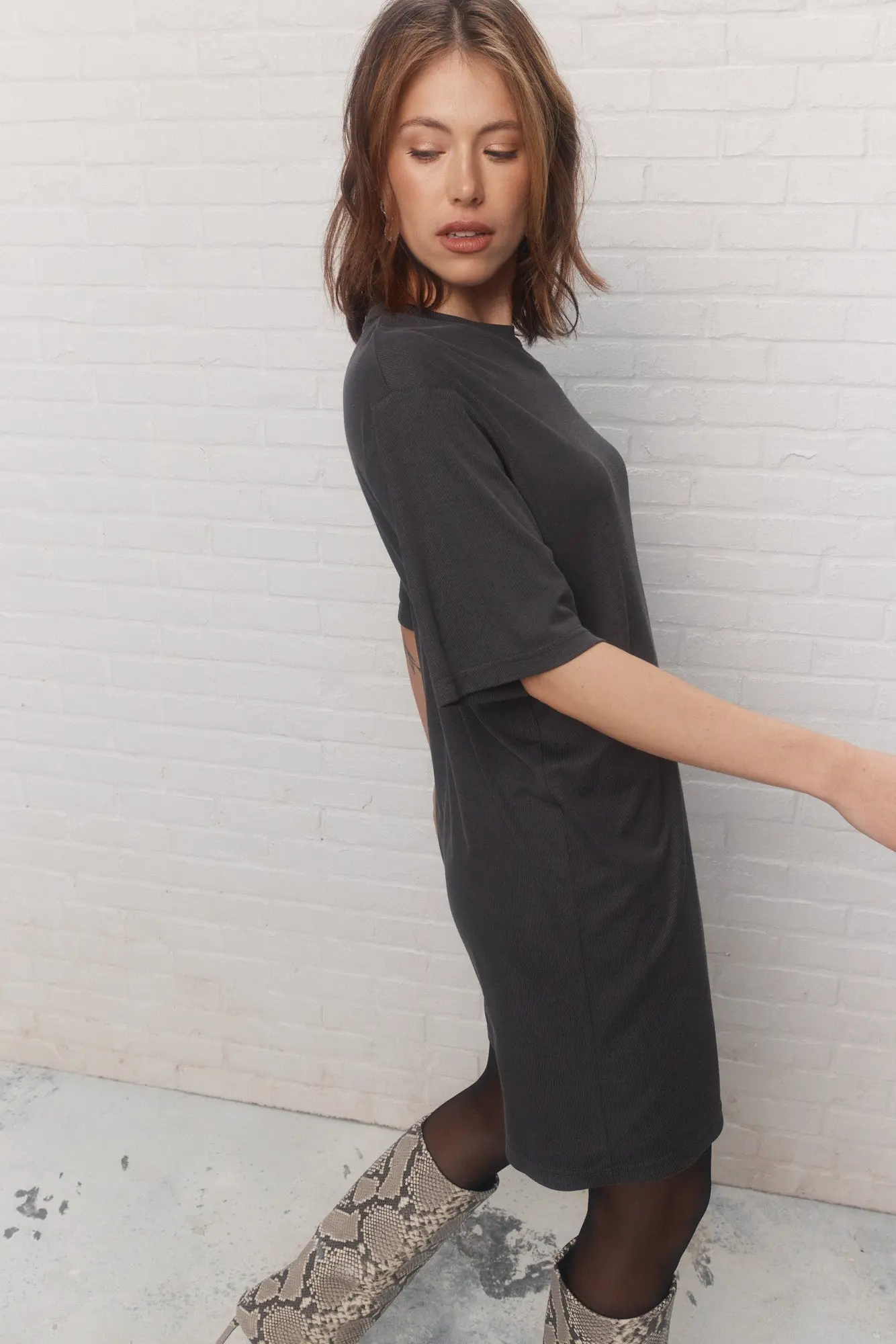 Basic Casual Loose-fit Ribbed Grey Short Sleeve Dress