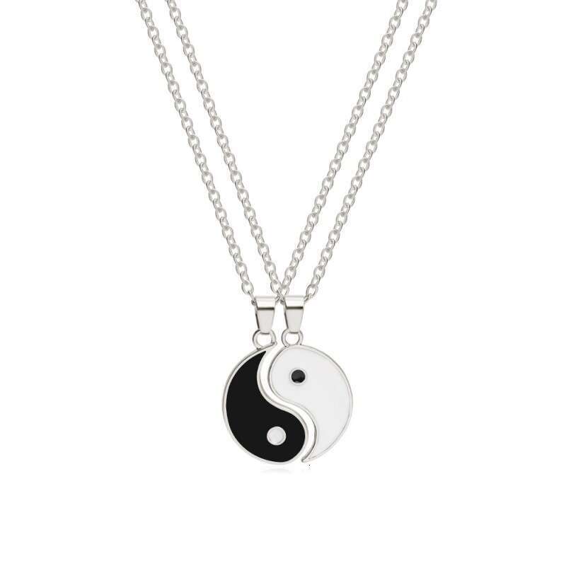 Film teion peripheral drip oil splicing necklace with Tai Chi pattern, trendy brand, fashionable and minimalist couple alloy pendant