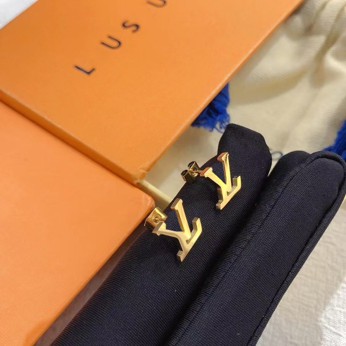 gold earrings earrings designer for women brass letter stud earrings wedding party designer jewelry gift earrings