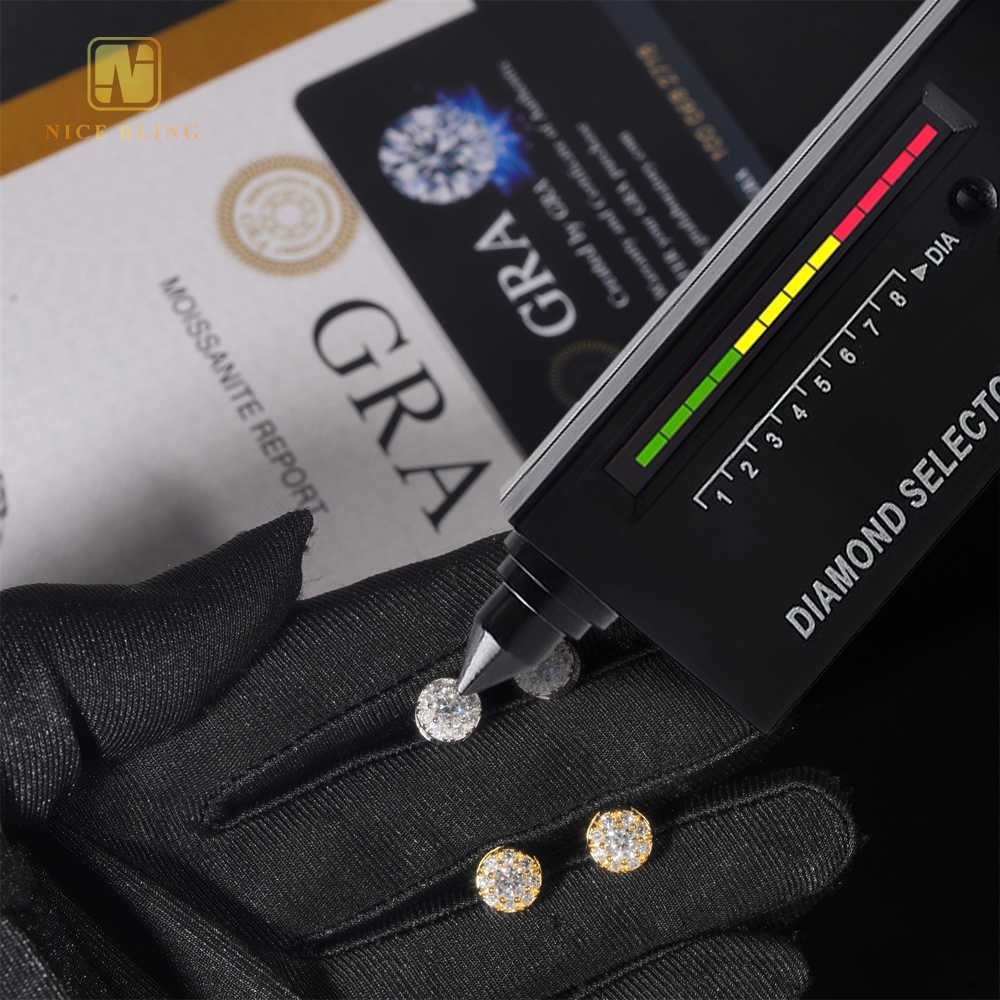 925 Sterling Silver Diamond Earring Custom Designer Jewelry Ear Studs Luxury Ice Out Women Fine Jewelry Moissanite Stud Earring