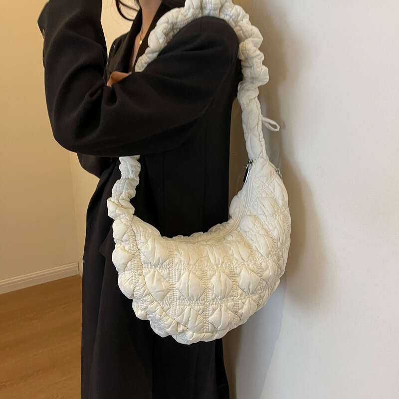 Small Korean Cloud Bubble Instagram Versatile Folded Down Cotton Leisure Underarm Single Shoulder Crossbody Dumpg Bun For Women