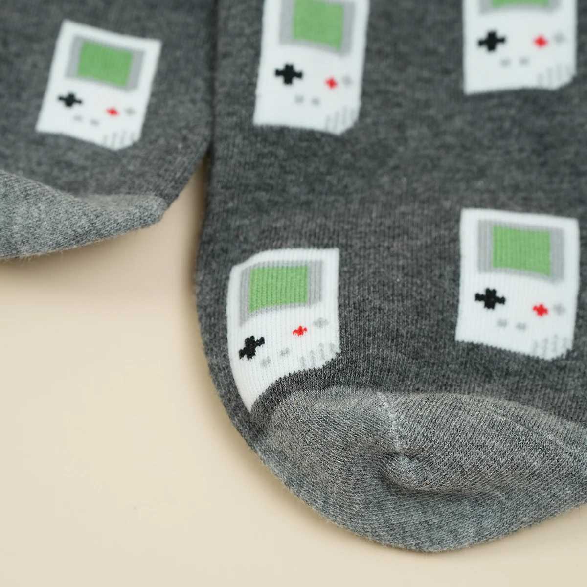 Pair Unisex Novelty Creative Game Console Pattern Mid-Calf Socks Suit In All Seasons W250217