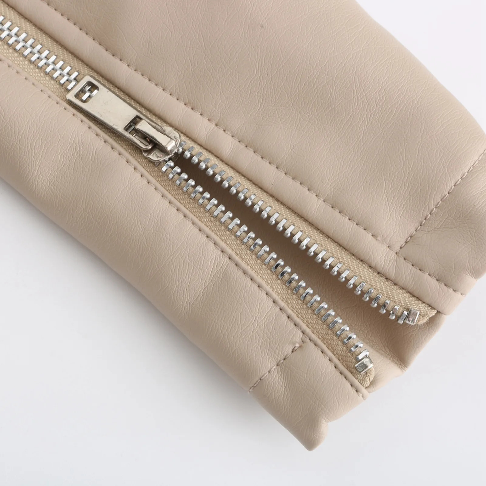 Faux Motorcycle Coat Short Jacket Elegant Lapel WomenS Pu Leather SlimFit Jackets Lightweight Autumn Ladies Outerwear 250211