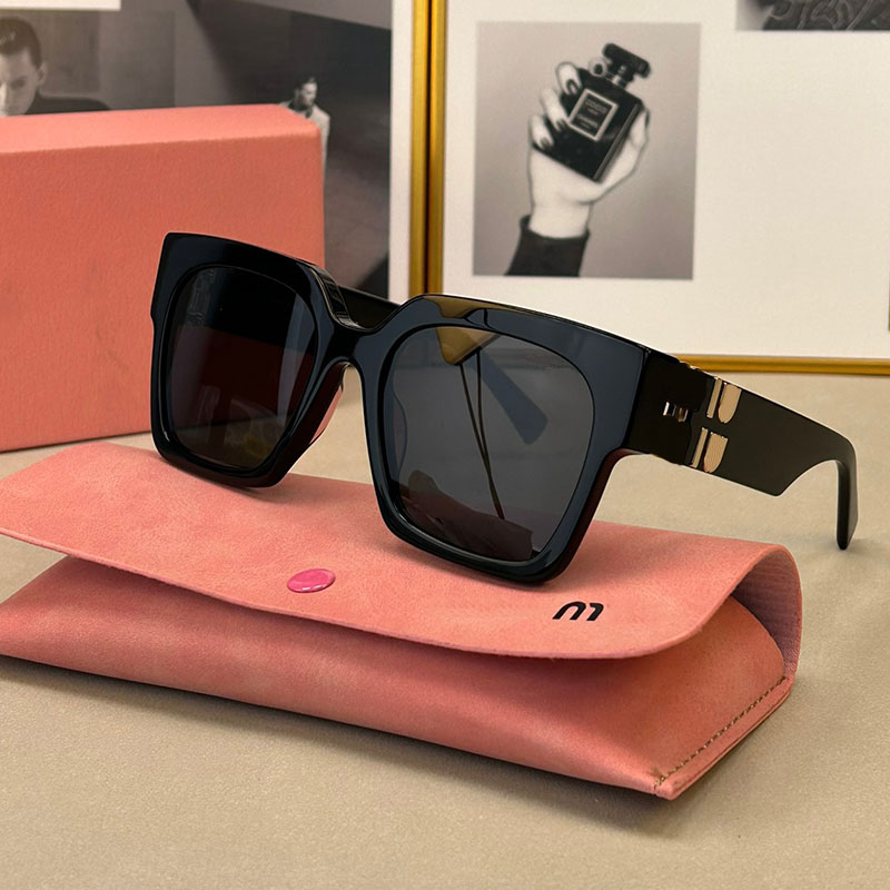 Iu Glimpse New Square Acetate Sunglasses Ochiali Lettura Fashion Wear Black Square Acetate Frame Designer Women Sunglasses vmu04