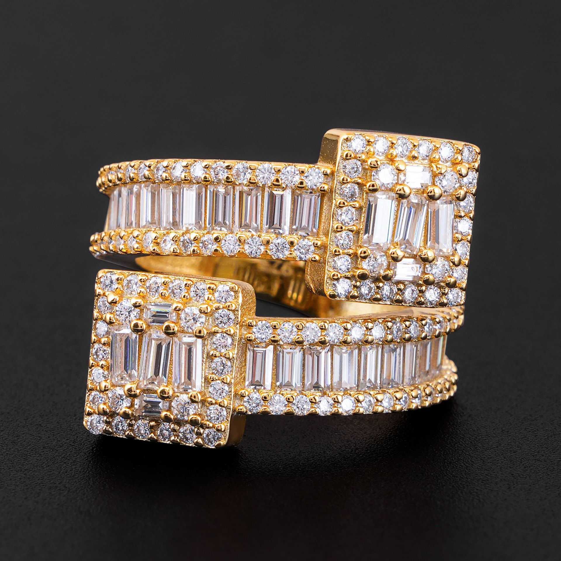 Hot selling hip-hop 925 silver inlaid D-color rectangular moissani ring for men and women ins fashion trend full diamond