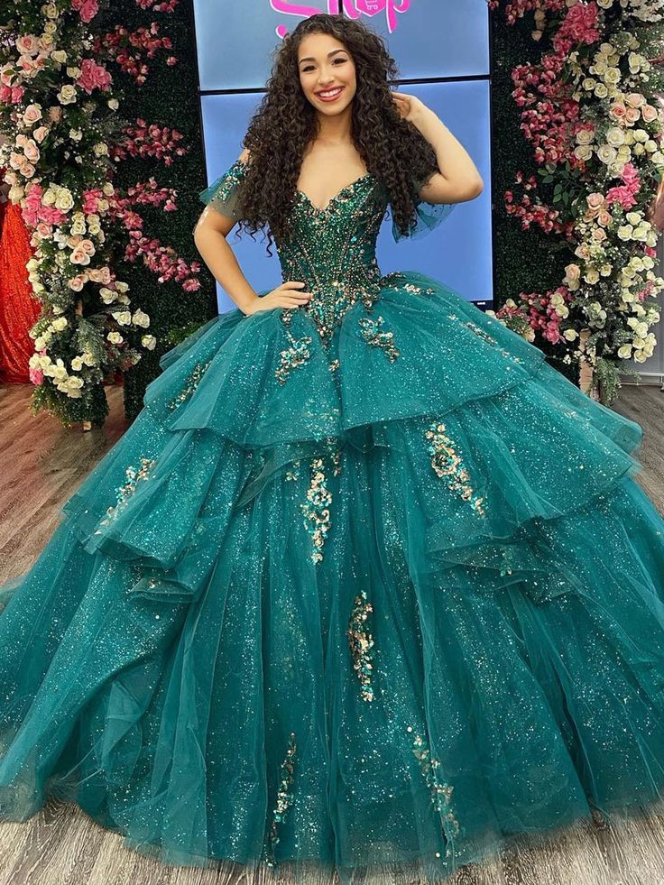 Glitter Hunter Quinceanera Dresses Off Shoulder Sequins Tulle Tiered Princess Prom Special Occasion Ball Gown Beaded Princess Sweet 16 Dress