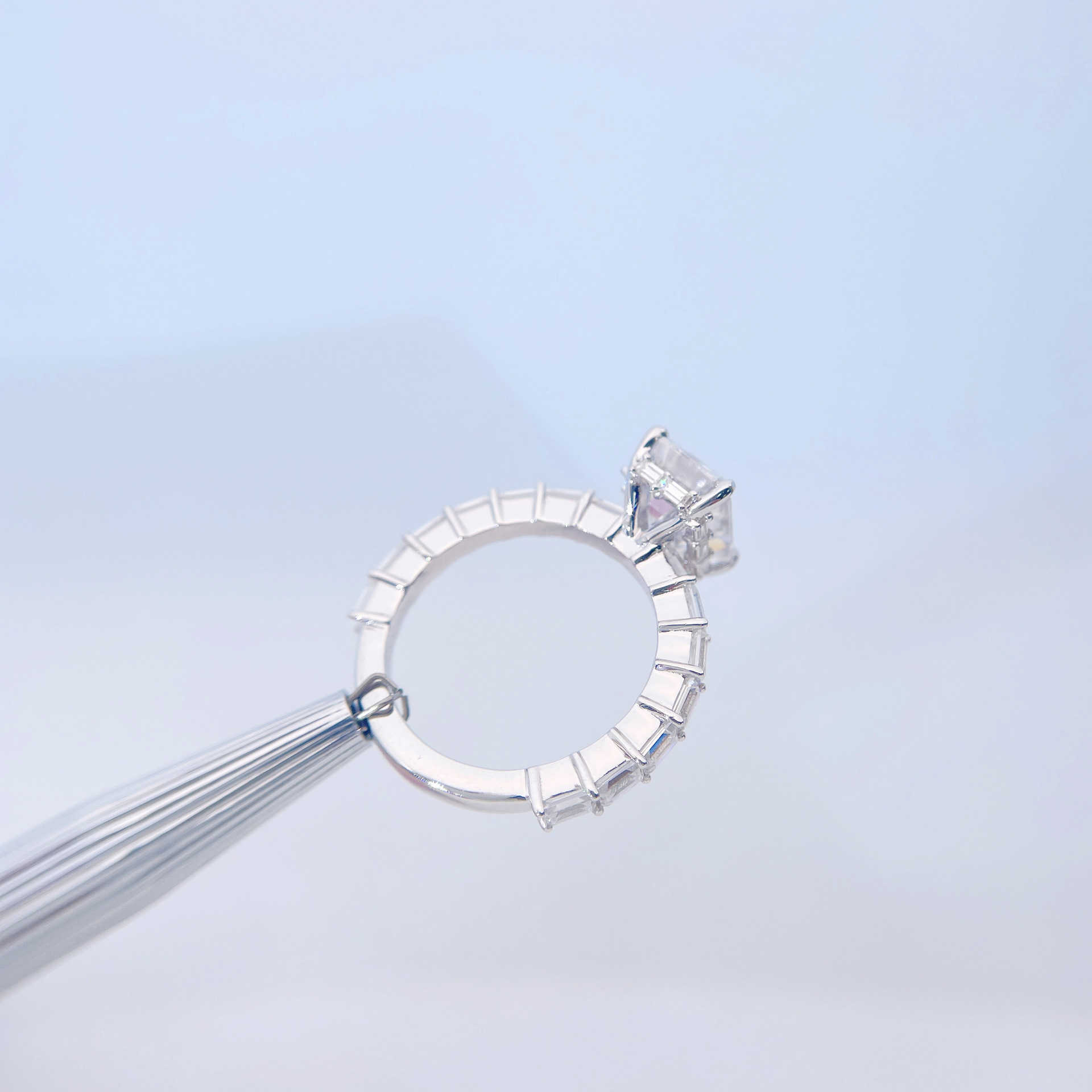 S925 pure silver plated with platinum shaped emerald Cherokee stone ring womens fashion personality trend internet celebrity niche