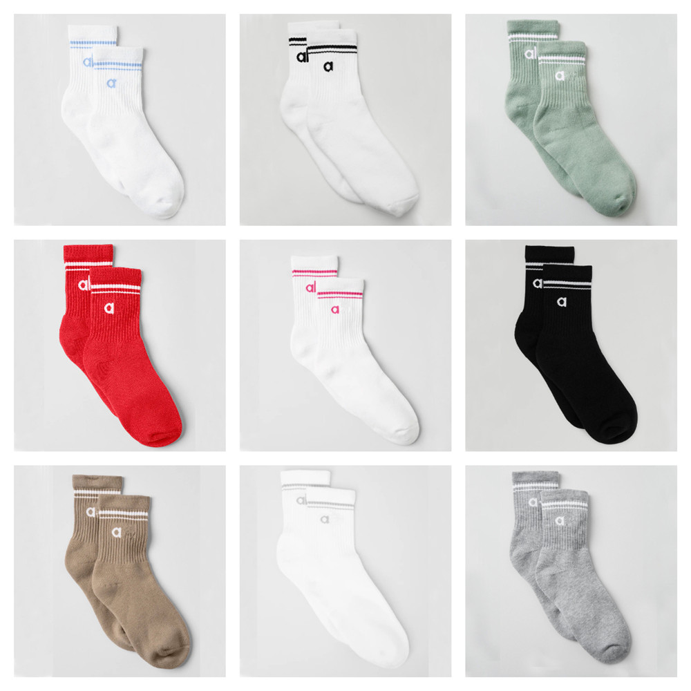 Sports Sock Elite Sport Designer Socks Middle Tube Men Women Free Shipping High Quality One-Size-Fits-All