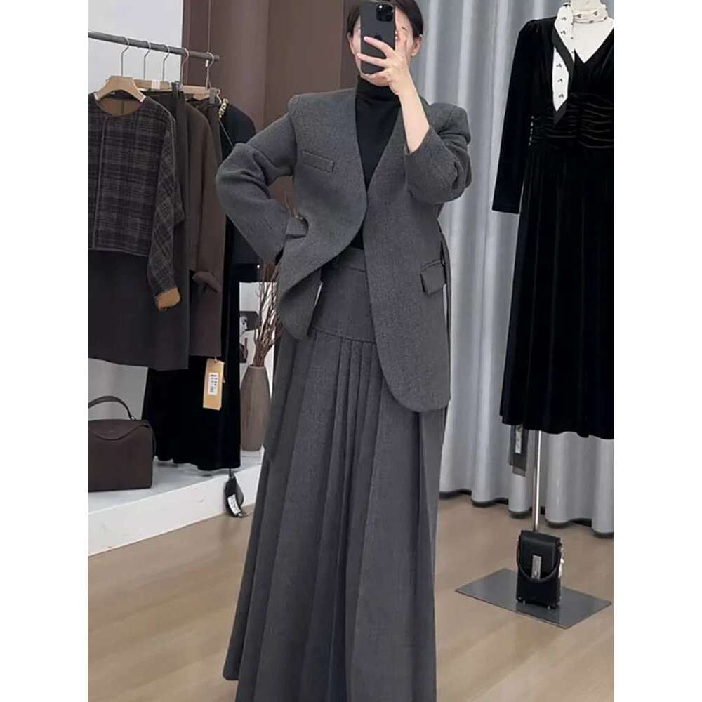 Office Lady Woolen Two-Piece Set Women's V-Neck Single Button Blazer With Casual Pleated Skirts 2025 Autumn New