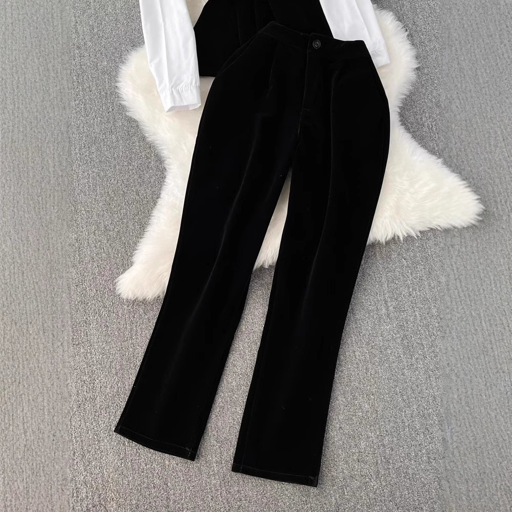 Fashion suit socialite temperament fake two-piece waist cinched long sleeved shirt two-piece high waisted gold velvet small feet 240518