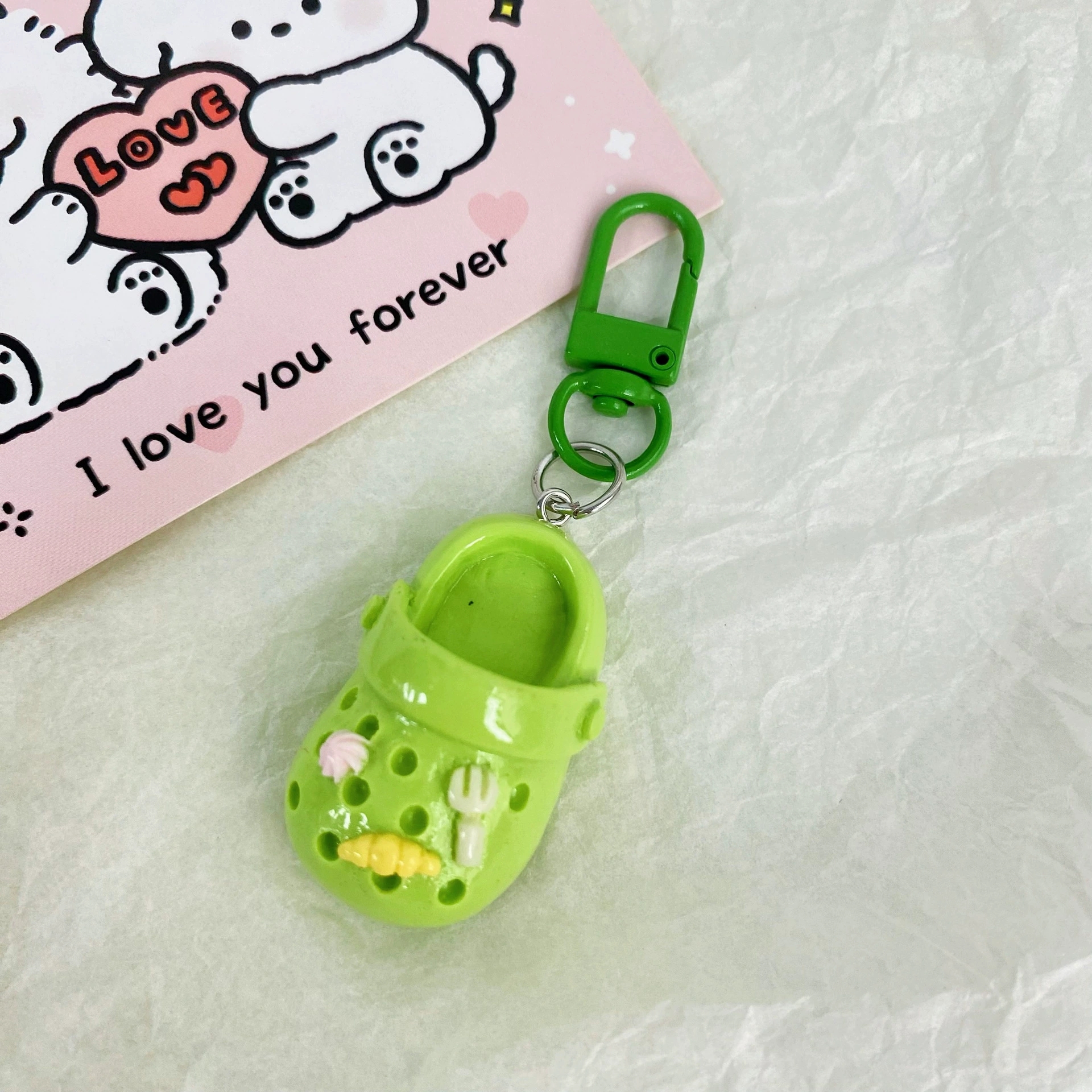 Sweet and colorful hole shoes keychain ins girlish heart Japanese pendant cute best friend gift accessory hanging ornament