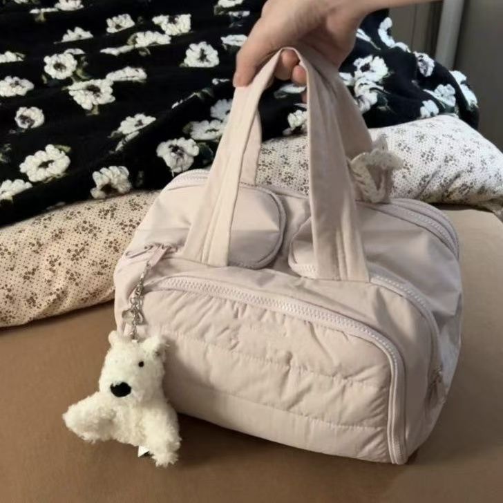 Quilted Puffy Cosmetic Bag Portable Waterproof Nylon Cosmetic Bag