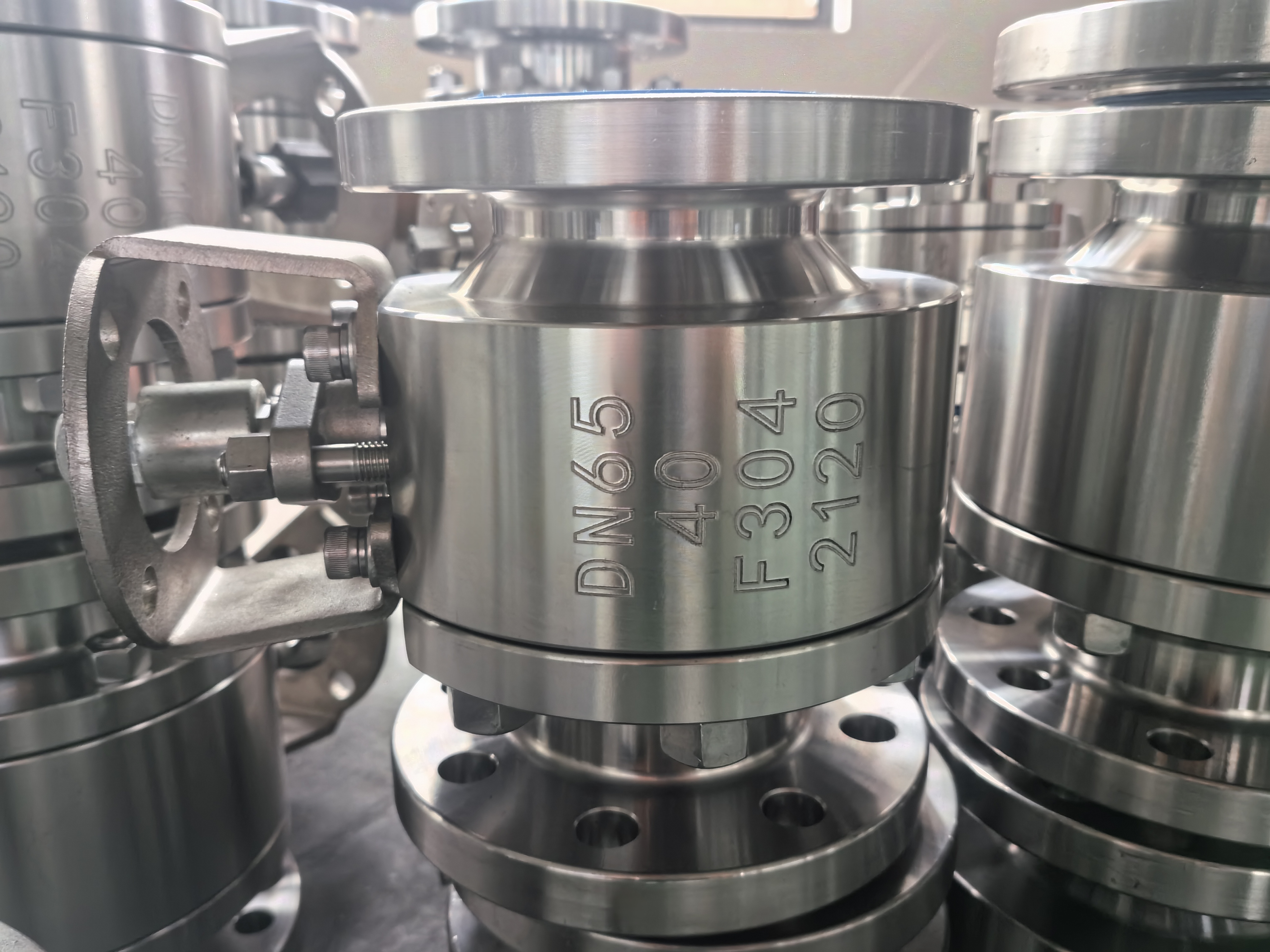 High Quality for Reliable Multiple Sizes Available Forged steel floating ball valve series