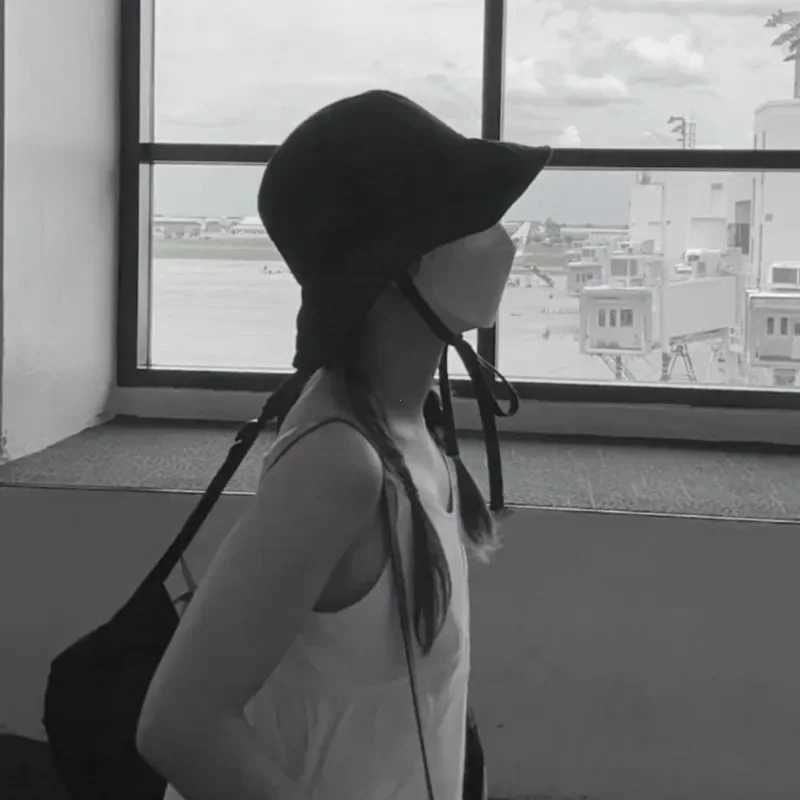 Korean Ins Lace-up Fisherman Hat Women Ins Blogger Lightweight Windbreak Rope Sunshade Basin Hat Sun Bucket Hat W250217