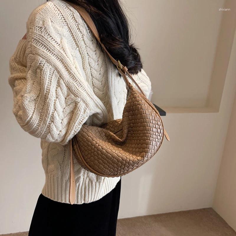 2025S designer Shoulder Bags PU Leather Bag For Women Fashion Woven Tote Handbags Purse Trendy Hobo Crescent Female Commuter Shopper Handbag shoulder 