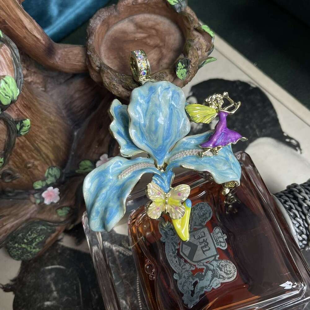 Vintage 3D Iris Butterfly Pendant - Heavy Duty Enamel, Elegant & Fashionable