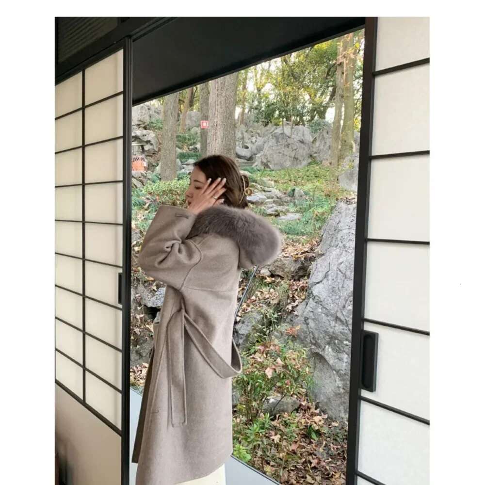 Real Outerwear Wool Blends Coat Natural Fox Fur Collar Hooded Cashmere Winter Jacket for Women Streetwear High Street