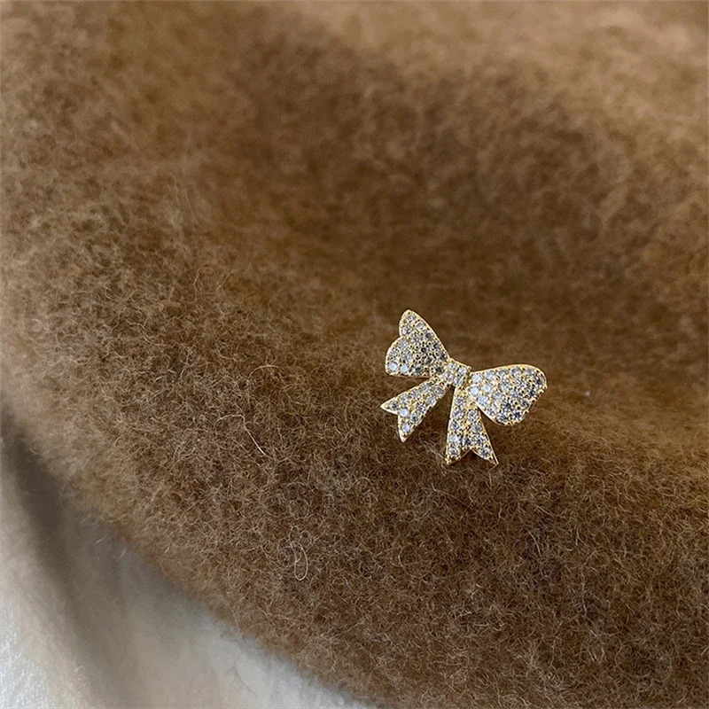 Trend Zircon Crystal Bow Ear Bone Clip NonPierced Earring Gold Silver Color Cuff for Women Girls Aesthetic Jewelry 250213