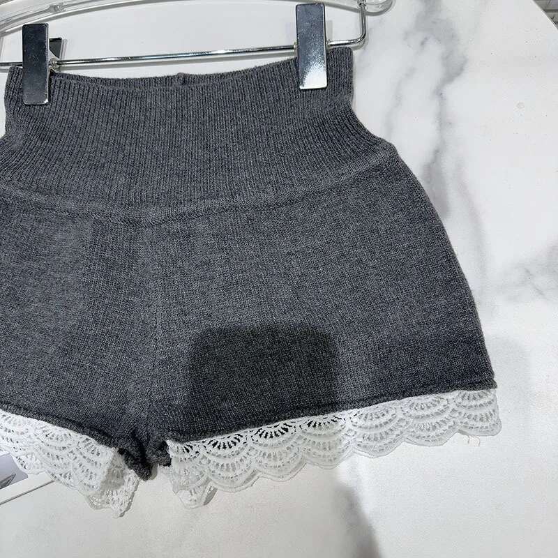 DEAT 2024 Autumn New Item Fashion Women's Two-Pieces Set Lace Patchwork Knit Cardigan Short Jacket Elastic Waist Shorts 11A0916