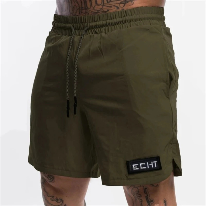 Quickdrying sports shorts mens breathable training fitness summer sweatabsorbing casual outdoor fivepoint pants 250214