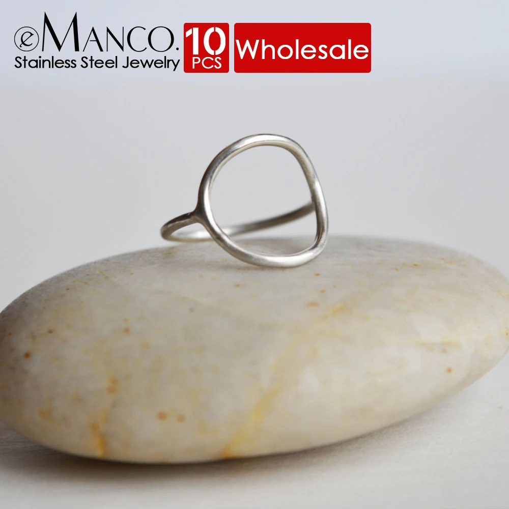 10PCS Personalized Geometric Accessories Round Minstrel Jewelry Fashion Stainless Steel Gold Plated Womens Rings Wholesal 250213