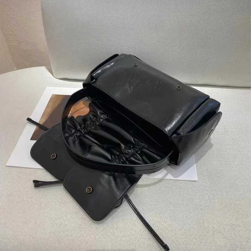 Bags for Women Luxury Designer Handbag and Purses 2024 New in Distressed PU Leather Bow Underarm Pleated Shoulder Bag Y250213