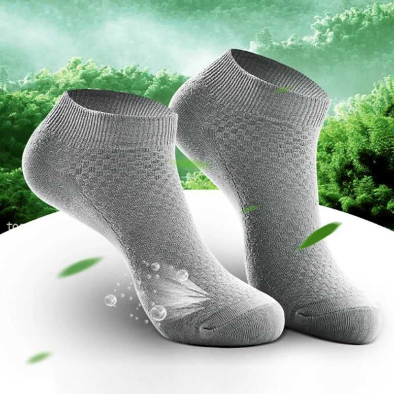 5Pairs/Lot Mens Bamboo Fiber Socks Business Short Breathable Ankle Socks Male Sock High Quality Large Size EU38-44 W250217
