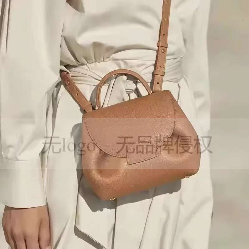 Hot Large-Capacity Underarm Tote Bag Polen-Ladie Retro European And American Niche Bucket Handbag Fashion Girl Xmas Birthdaygift