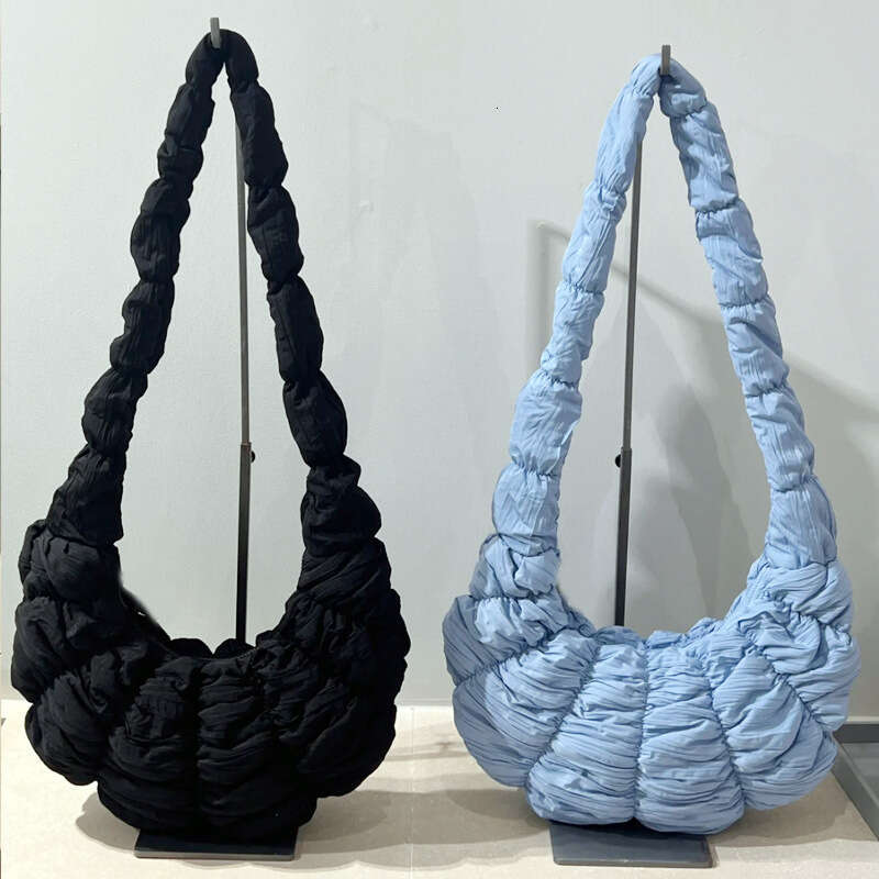 Korean Cloud Folded Single Shoulder Crossbody Bag Large Capacity Sponge Women's Lightweight And Versatile Leisure Dumpg Bun