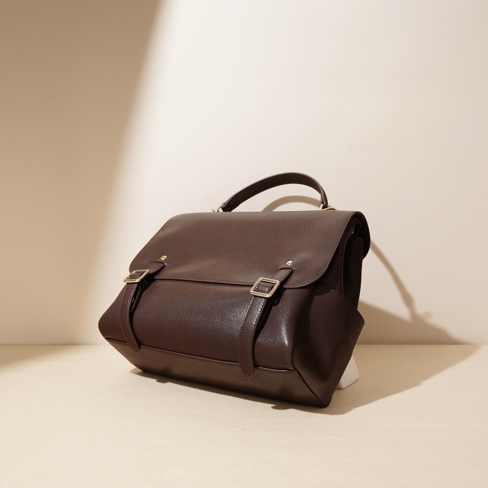 Bag New Shoulder Bag For Women 2025, High-End And Niche Commuting Travel, Lightweight Backpack, Handbag, Capacity Holder