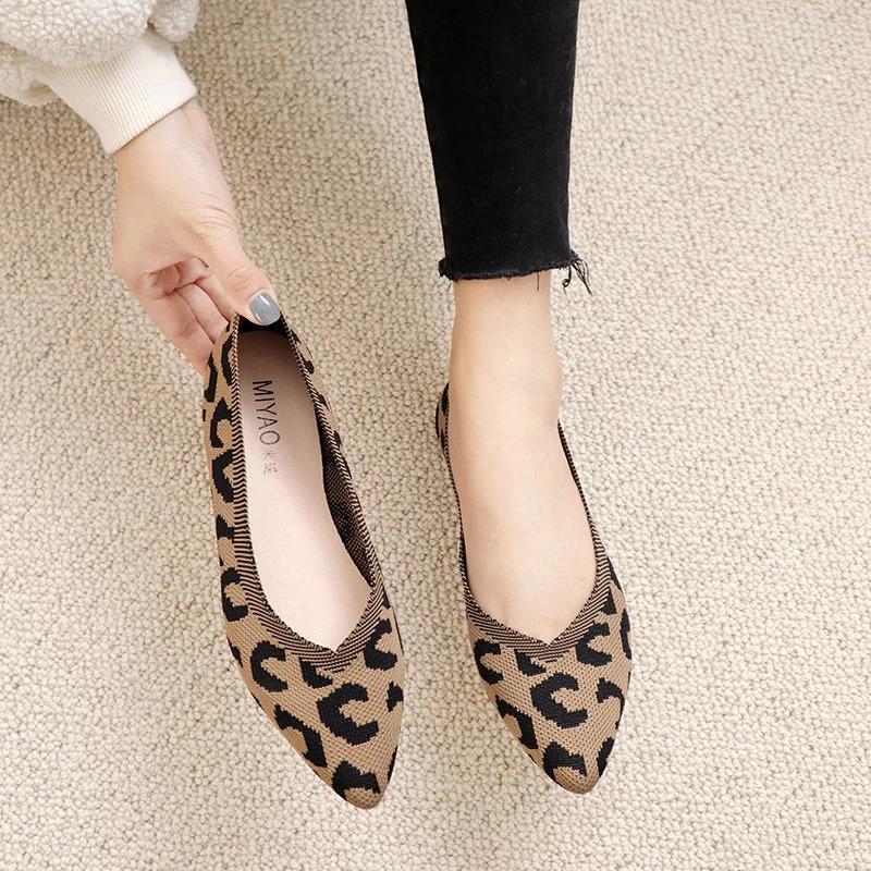 Women Leopard Mesh Casual Shoes Autumn Pointed Hollow Flying Weaving Comfort Light Soft Breathable Knit Flats Zapatos De Mujer 250214