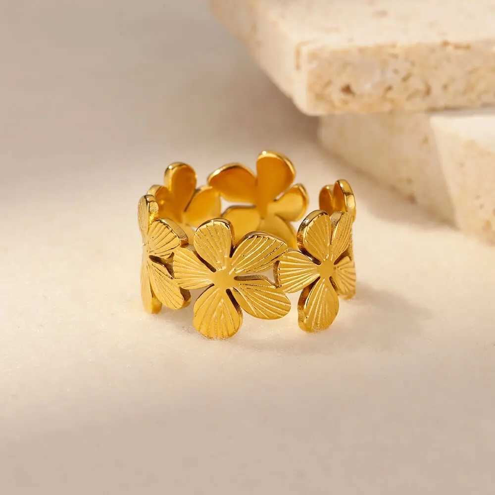 Cluster Rings Stainless Steel Flower for Women Men Gold Color Open Vintage Ginkgo Leaf Ring 2024 New Trend Wedding Jewelry bague Gift H250217 OZ7L