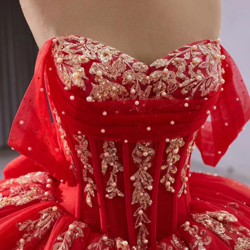 Red Shiny Quinceanera Dresses Ball Gown Off The Shoulder Gold Applique Lace Beading Crystal Tull Party Birthday Sweet 16 Dress Vestido 15 De Anos