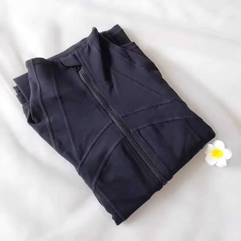 Active Shirts Tees 2025 womens outdoor sports casual zipper jacket wearing long sleeved running windproof jacket H25218