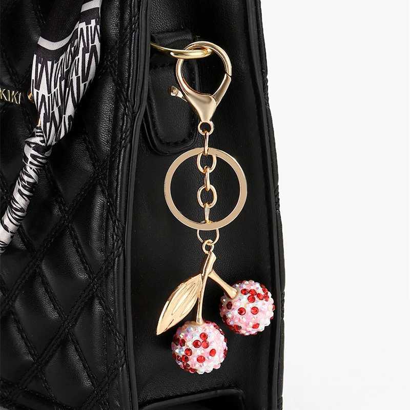 Keychains Lanyards 1Pcs Jewelry Decoration Cherry Fruit Keychain Simulation Fruitage Alloy Set With Diamonds Keyring Ladies Car Bags Pendant H250217
