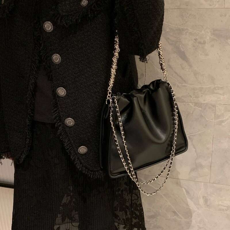 YANATARI Chain Small Dumpg For Women Genuine Leather White Crossbody Shoulder Handbag Female Bag