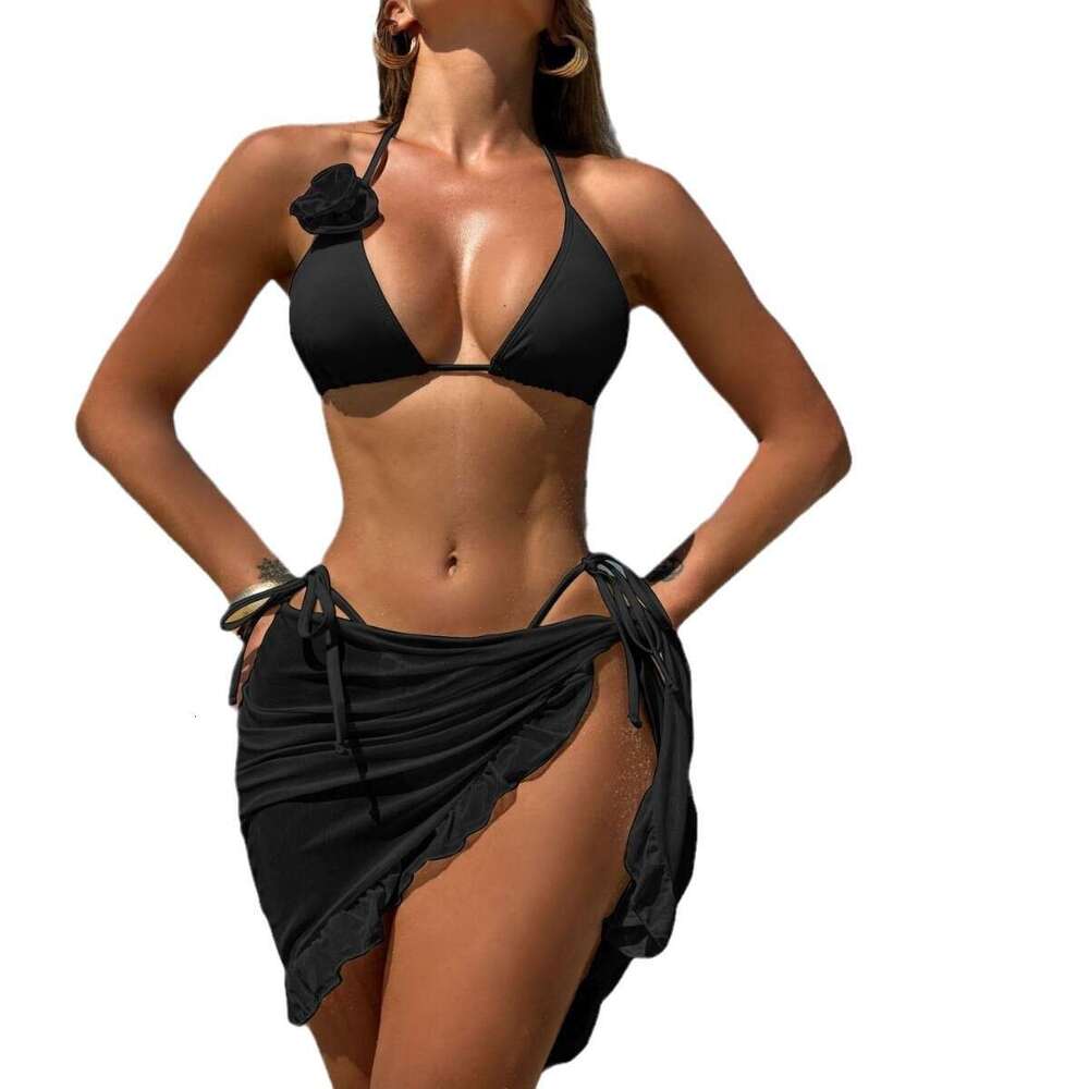 2025 New Solid Color Sexy Rose Three Piece Set Mesh Short Skirt Swimsuit Bikini Bathing Suits Designer Bathing Suit Swim Womens Swimwear New Arrival N