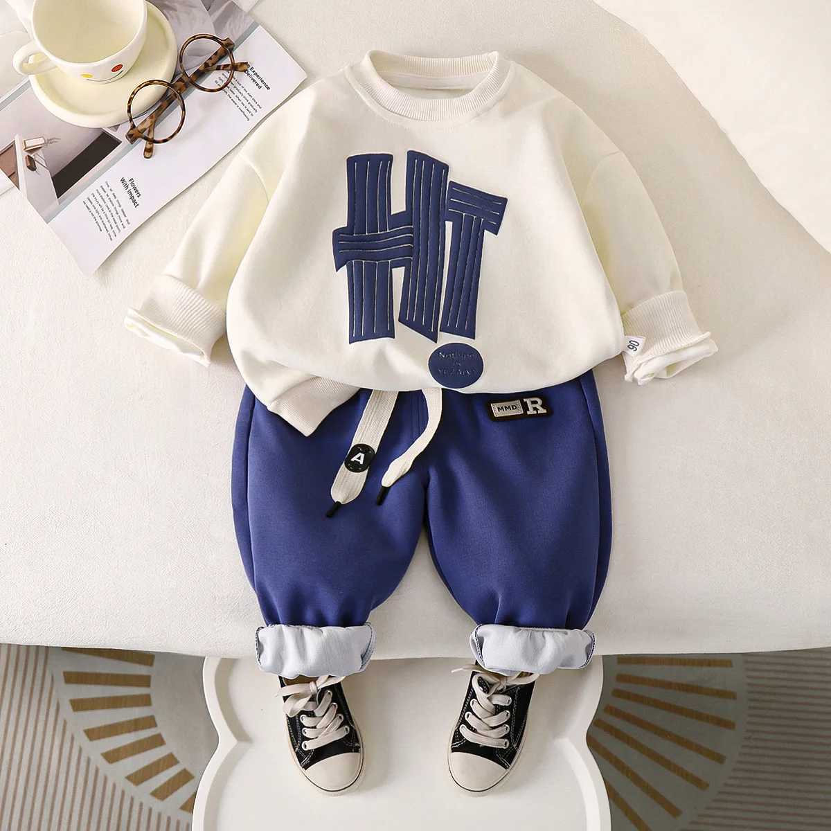 2024 autumn two-piece clothing set for children and boys cotton patch sportswear tracking clothes stickers sports pants baby clothing W250218