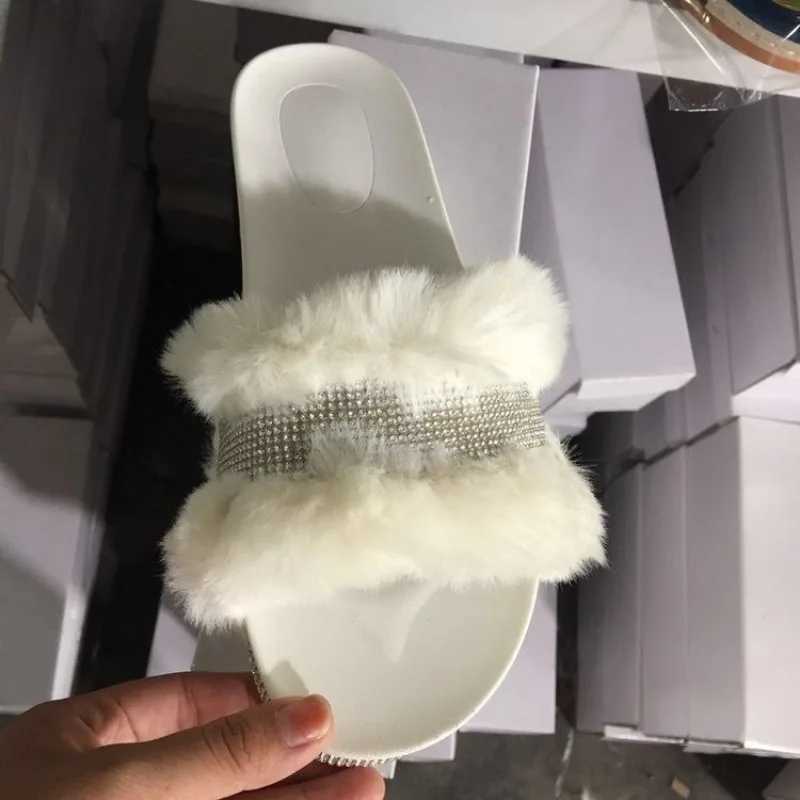 2024 Summer Womens Leisure Slide Luxury Diamond Suede Platform Apartment Indoor and Outdoor Comfortable Womens Slide Chanel Flawless Cream Y250217