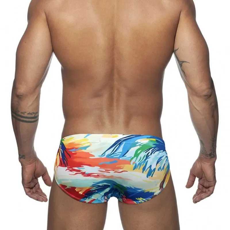 Summer Swimming Suitcase Mens Breathable Swimsuit Boxing Swimsuit Bikini Swimsuit Quick Drying Beach Shorts M250218