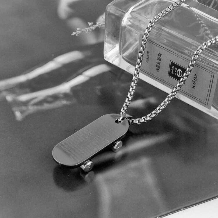 Titanium steel plain scooter necklace personality student couple pendant hip-hop male trendy punk sweater chain