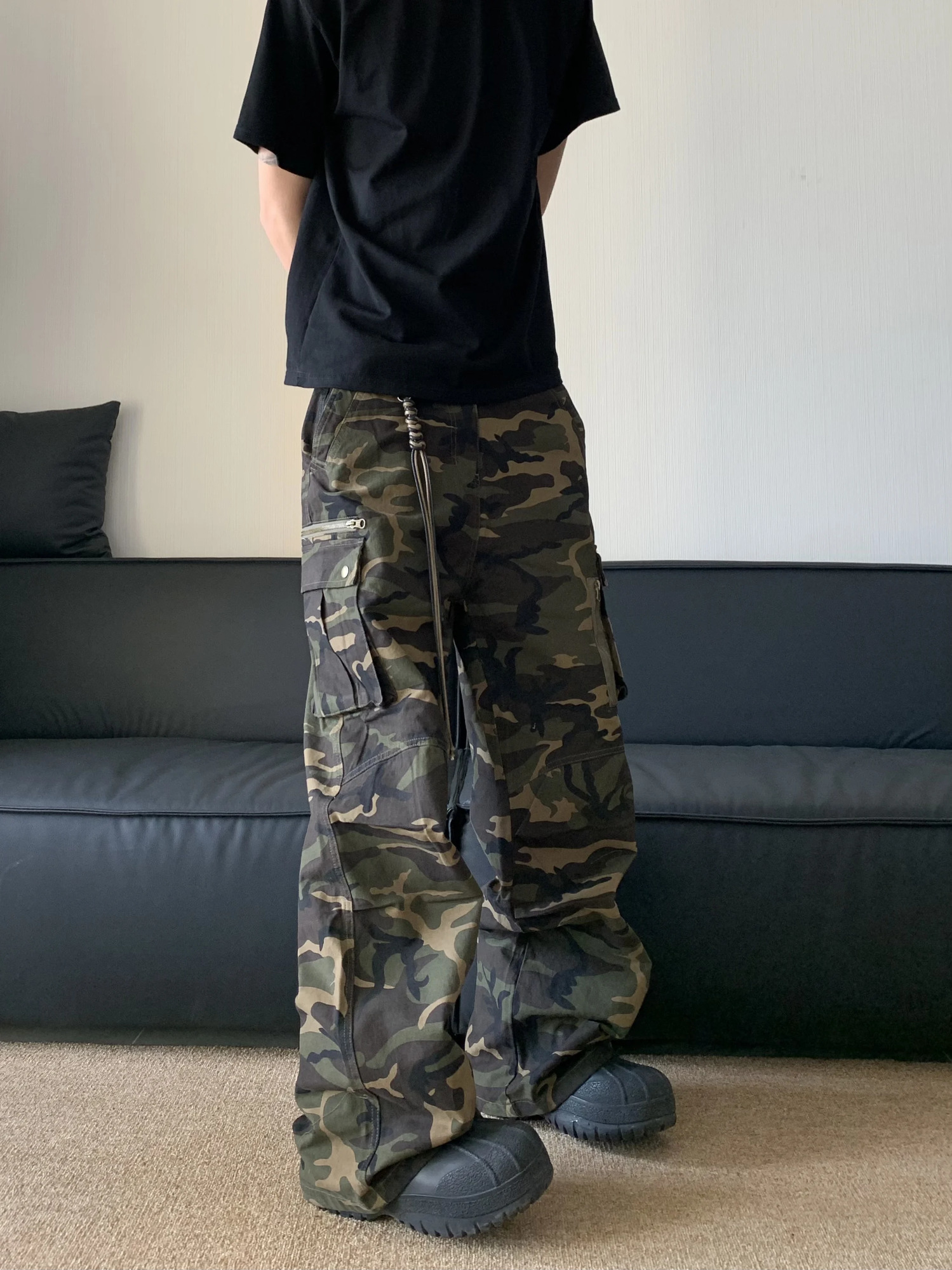 Camouflage Straight Tube Pants High Street Loose Large Pocket Cargo Pants High Waist Trendy Streetwear Male Trousers 250206