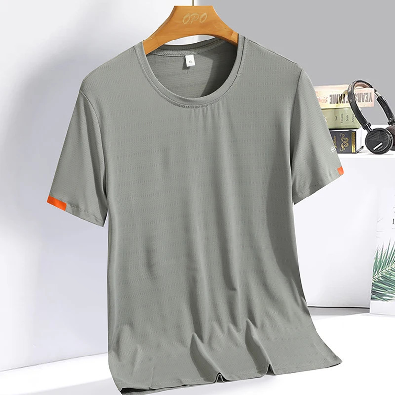 Mens Summer Ice Silk T-shirt Sweatshirt Round Neck Simple Running Fitness Suit Thin Breathable Quick Drying T 250217