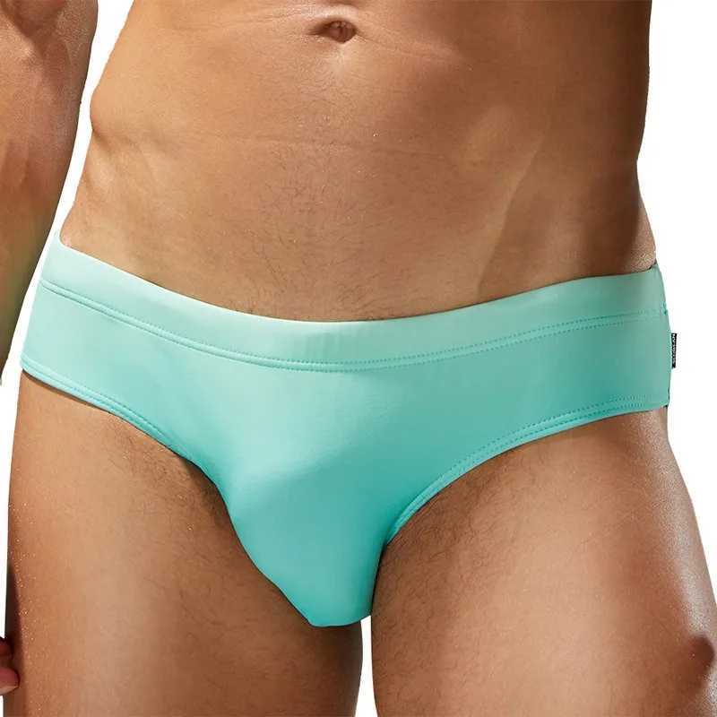 Sexy Tight Fitting Men Swimwear Bikini Gay Sport Shorts Swimsuit Quick Dry Breathable Bathing Suit Swim Surfing Swimming Trunks M250218
