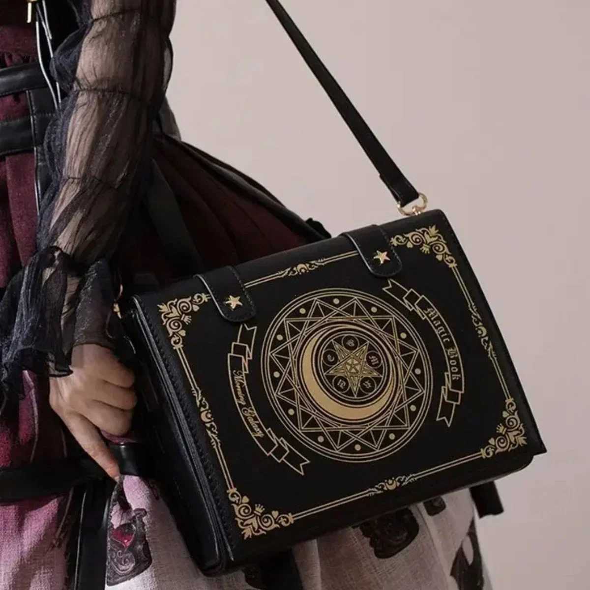 New Arrival Y2K Korean Gothic Square Black Shoulder Bag Harajuku Retro Aesthetic Wallet Luxury Designer Handbag Messenger Handbag Womens T250407