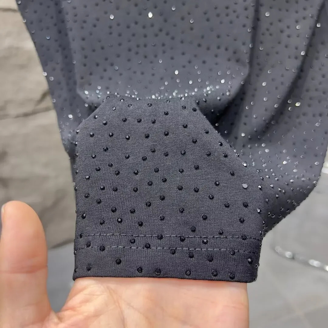 Trendy Fashionable Mens Short Sleeve T-Shirt Niche Diamond Embellished High End Round Neck Half Sleeve Summer Couple T-Shirt 250217