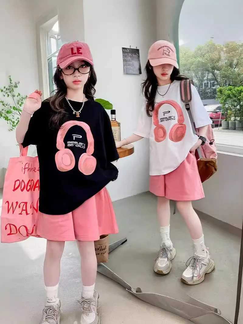 Girls summer T-shirt short sleeved set Korean version new casual summer sports childrens short sleeved two-piece set W250218