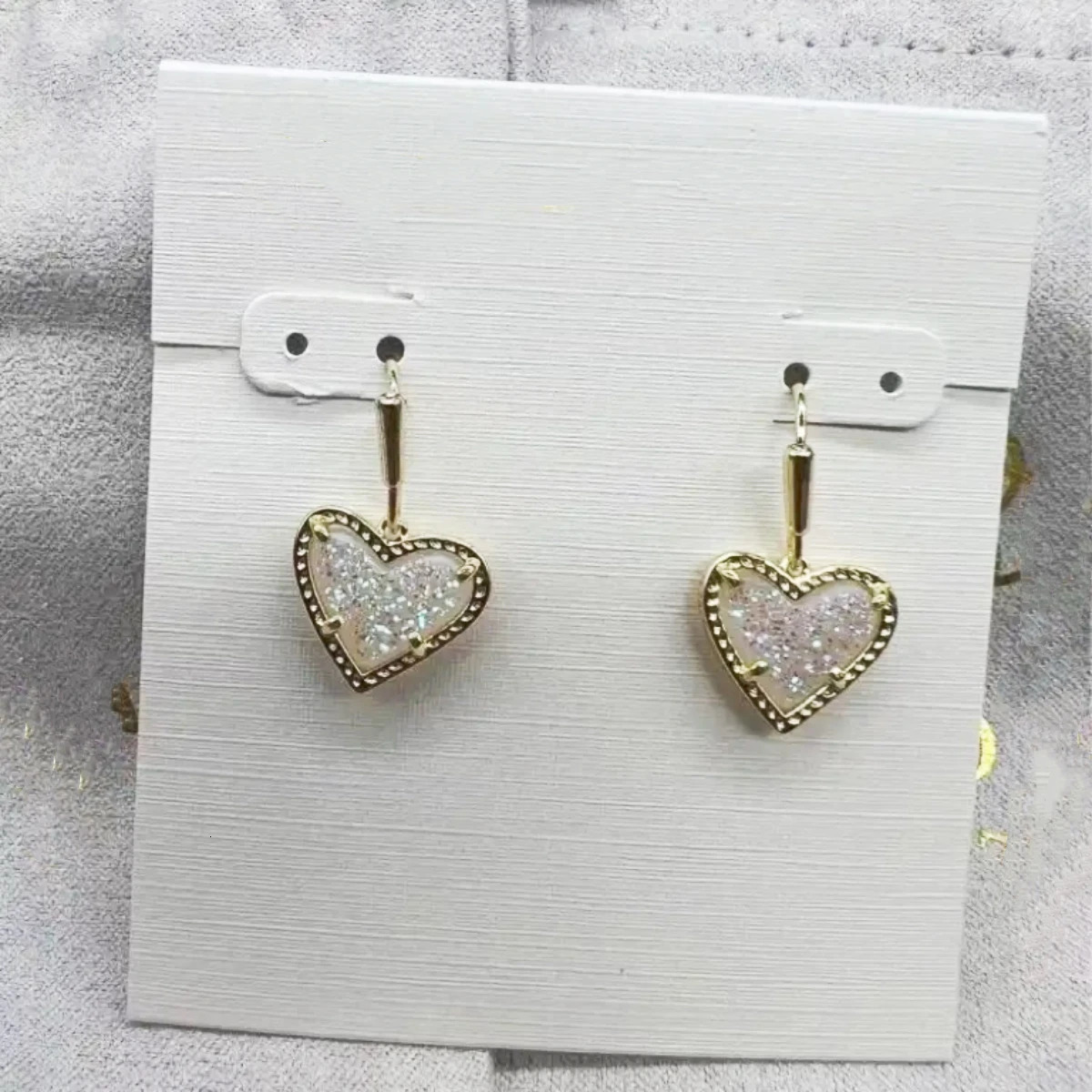 YEEVAA Heart Drusy Crystal Drop Dangle Earrings for Women Fashion Jewelry Unique Gifts 250213