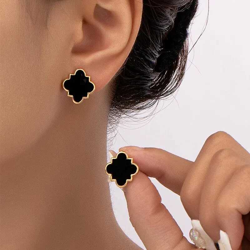 Stud 2 PCS Black White Geometric Earrings Set Women Cute Epoxy Earring Post Daily Wear Trendy Jewelry Gift Stainless Steel H250217